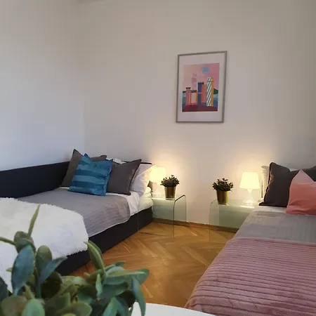 Daire Apartament Przy Plazy Sopot